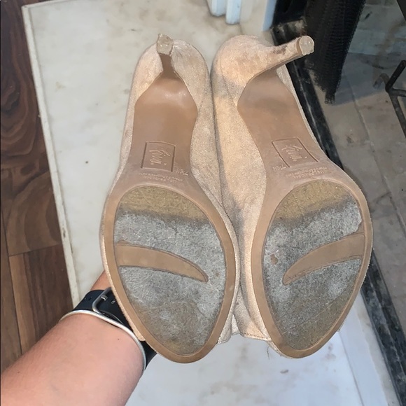 Heels - Picture 6 of 6